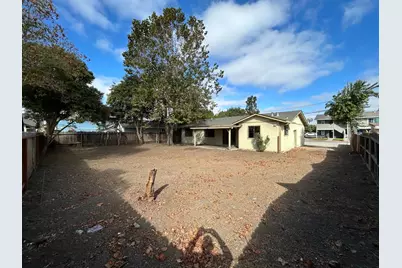 921 Nash Rd, Hollister, CA 95023 - Photo 4