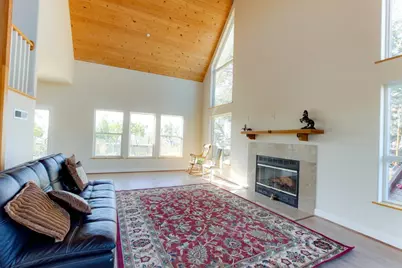 20392 Panoche Rd, Paicines, CA 95043 - Photo 6