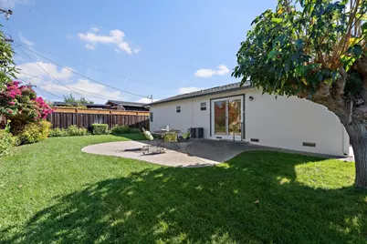 3283 Mount Logan Dr, San Jose, CA 95127 - Photo 18