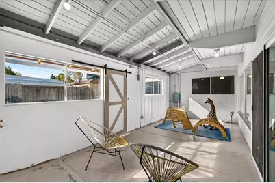 884 Beechwood Ave, Vallejo, CA 94591 - Photo 32