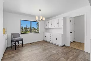 509 Hillside Rd, Redwood City, CA 94062 - Photo 32