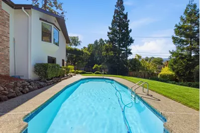 21905 Meadowview Ln, Cupertino, CA 95014 - Photo 30