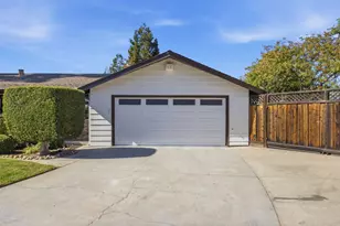 21905 Meadowview Ln, Cupertino, CA 95014 - Photo 4