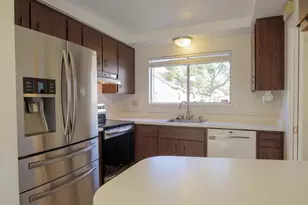 186 Truckee Ln, San Jose, CA 95136 - Photo 10