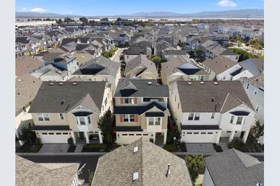8380 Peninsula Way, Newark, CA 94560 - Photo 36