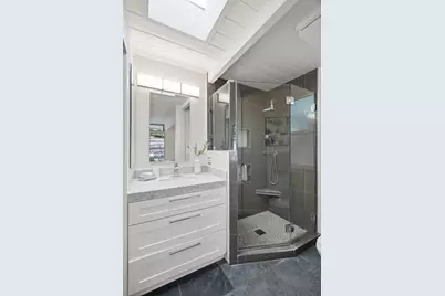 2418 Fairglen Dr, San Jose, CA 95125 - Photo 42