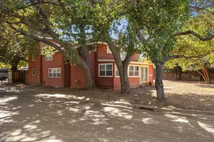 1390 Marinovich Way, Los Altos, CA 94024 - Photo 12