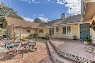 17814 Gail Ct, Salinas, CA 93907 - Photo 10