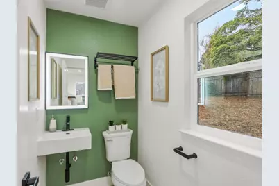 2436 Potomac St, Oakland, CA 94602 - Photo 20
