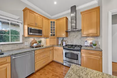 1074 Lorenzo Ct, Seaside, CA 93955 - Photo 18
