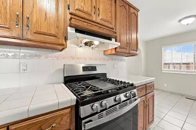 36148 Sandalwood St, Newark, CA 94560 - Photo 10