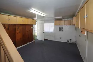 1164 Ocean Ave, Oakland, CA 94608 - Photo 10