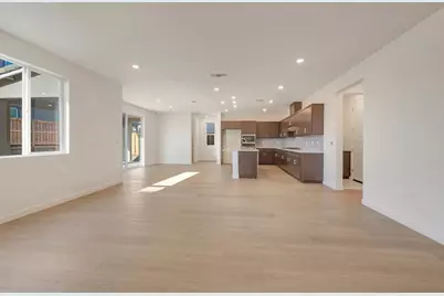 228 W Nasergholi Ave, Mountain House, CA 95391 - Photo 4