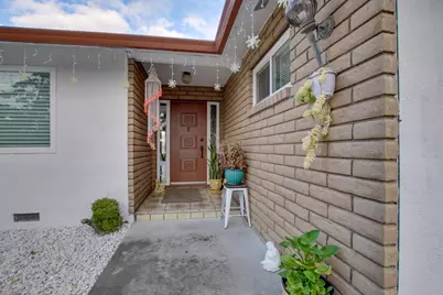 307 Mansfield Rd, Hollister, CA 95023 - Photo 4