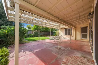 1550 Gover Ln, San Carlos, CA 94070 - Photo 24