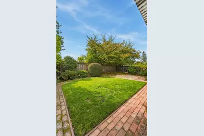1550 Gover Ln, San Carlos, CA 94070 - Photo 46