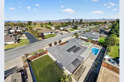 681 Ridgemark Dr, Hollister, CA 95023 - Photo 98