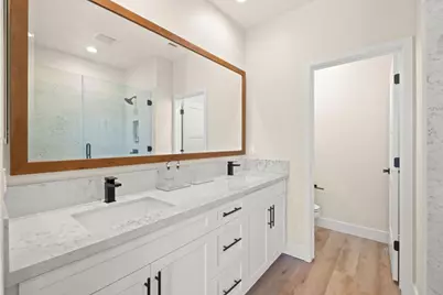 9873 Macarthur Blvd F, Oakland, CA 94605 - Photo 20