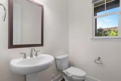 17586 Graceada Ln, Lathrop, CA 95330 - Photo 20