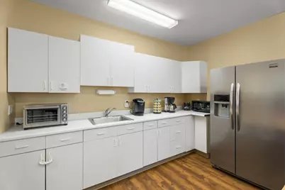 422 Peninsula Ave, San Mateo, CA 94401 - Photo 6