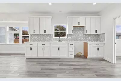 805 5th St, Hollister, CA 95023 - Photo 18