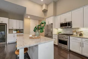 729 Eppleton Ln 403, Foster City, CA 94404 - Photo 12