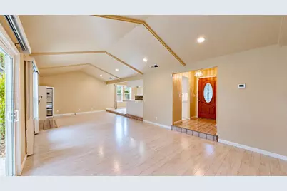 2525 Hampton Way, Turlock, CA 95382 - Photo 8