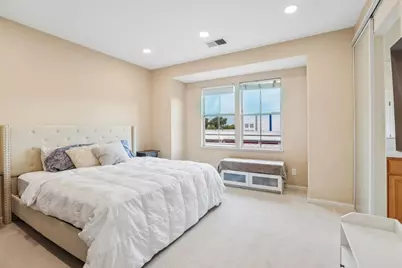 1645 Camarena Pl, San Jose, CA 95121 - Photo 38