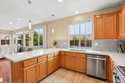 1645 Camarena Pl, San Jose, CA 95121 - Photo 14
