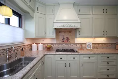310 Palm Ave, Millbrae, CA 94030 - Photo 14