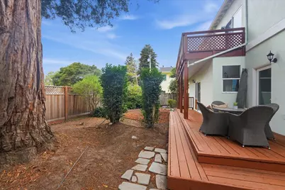 154 Towne Ter, Santa Cruz, CA 95060 - Photo 34