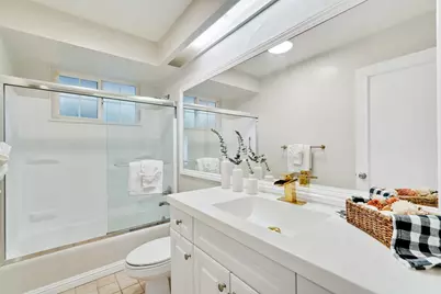 263 E Hemlock Ave, Sunnyvale, CA 94085 - Photo 18