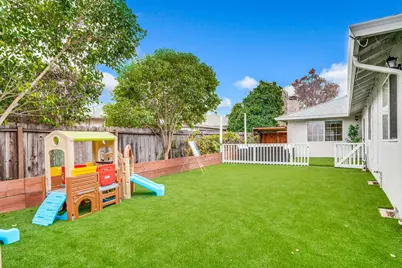 263 E Hemlock Ave, Sunnyvale, CA 94085 - Photo 32