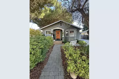 697 Menlo Ave A, Menlo Park, CA 94025 - Photo 1