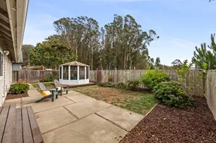 200 Coral Reef Ave, El Granada, CA 94018 - Photo 12