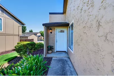 3311 Cannongate Ct, San Jose, CA 95121 - Photo 2