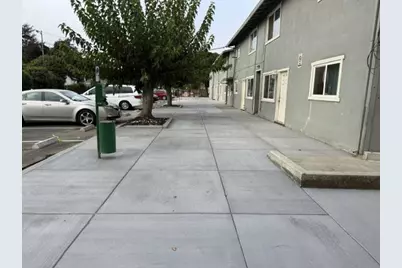 611 E 7th St, Gilroy, CA 95020 - Photo 12