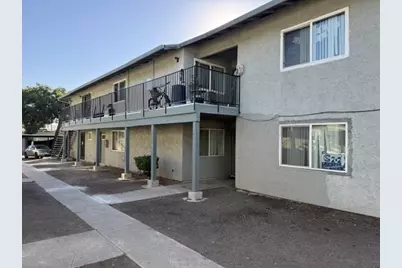 611 E 7th St, Gilroy, CA 95020 - Photo 6