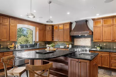 23435 Summit Rd, Los Gatos, CA 95033 - Photo 24