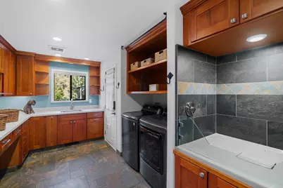 23435 Summit Rd, Los Gatos, CA 95033 - Photo 32