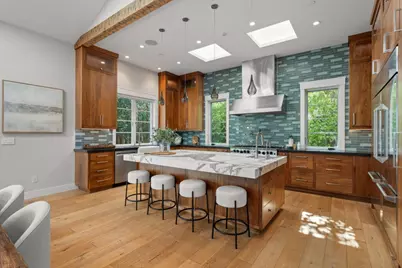 15588 Benedict Ln, Los Gatos, CA 95032 - Photo 6