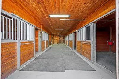 2670 Day Rd, Gilroy, CA 95020 - Photo 8