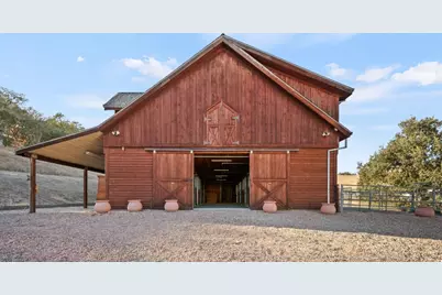 2670 Day Rd, Gilroy, CA 95020 - Photo 6