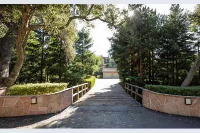 11550 Magdalena Ave, Los Altos Hills, CA 94024 - Photo 2