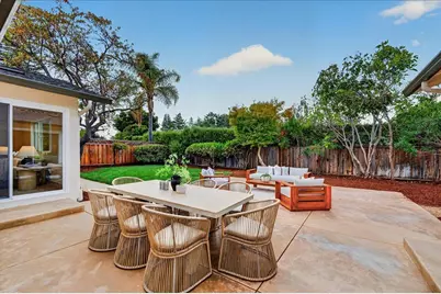 1541 Awalt Ct, Los Altos, CA 94024 - Photo 38