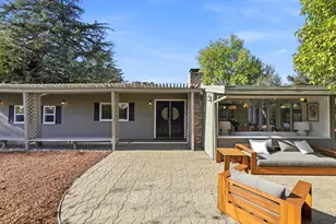 4195 Park Blvd, Palo Alto, CA 94306 - Photo 1