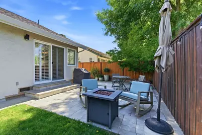145 Berkshire Dr, Morgan Hill, CA 95037 - Photo 4