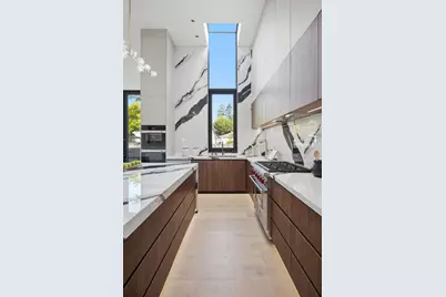 689 Moreno Ln, Santa Clara, CA 95050 - Photo 22