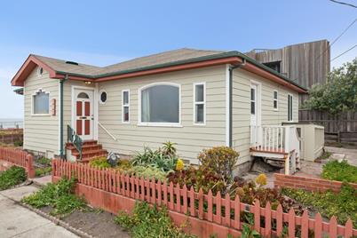 1 Salada Ave Pacifica Ca 94044 Mls 81791138 Coldwell Banker