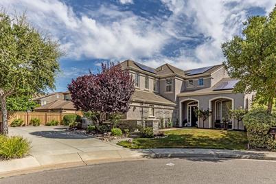19106 Ravenswood Ct - Photo 1